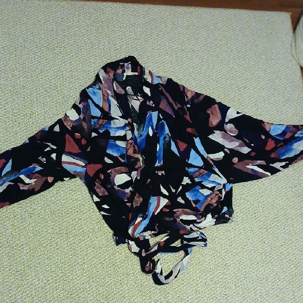 Lovestitch Coverup Top Ties In Front Size S